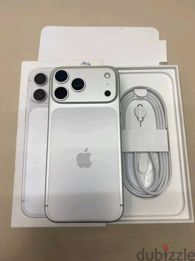 Apple - iPhone 17 Pro max 3