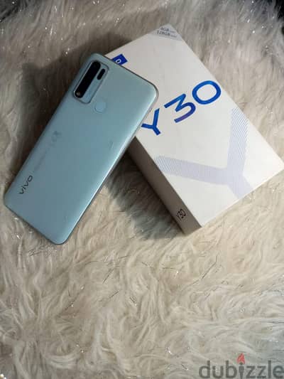 Vivo V30