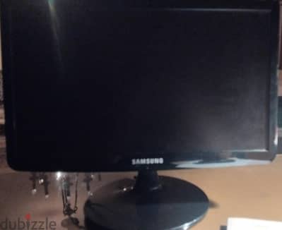 Computer Monitor Samsung 18.5 inches