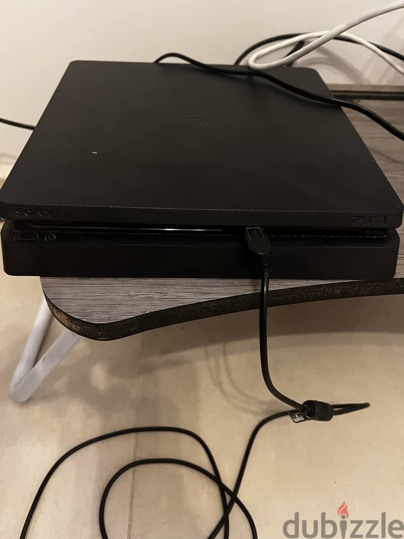 Playstation 4 silm 2