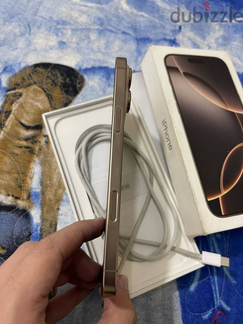 Apple - iPhone 16 Pro Max 1