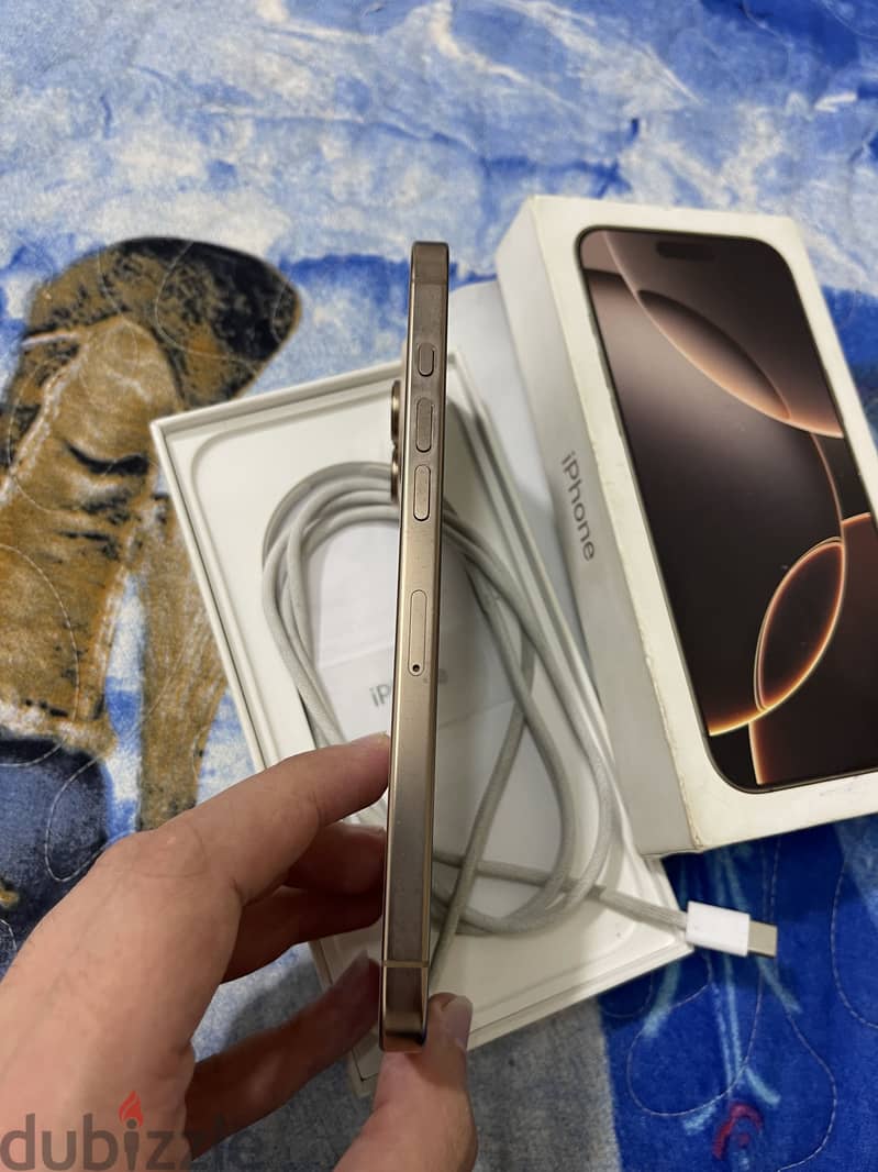 Apple - iPhone 16 Pro Max 2