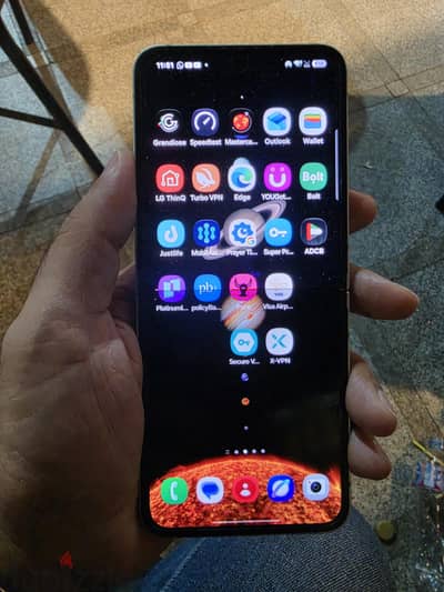 Samsung Z Flip 6 غير خالص الضريبة