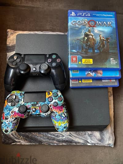 PlayStation 4 Slim