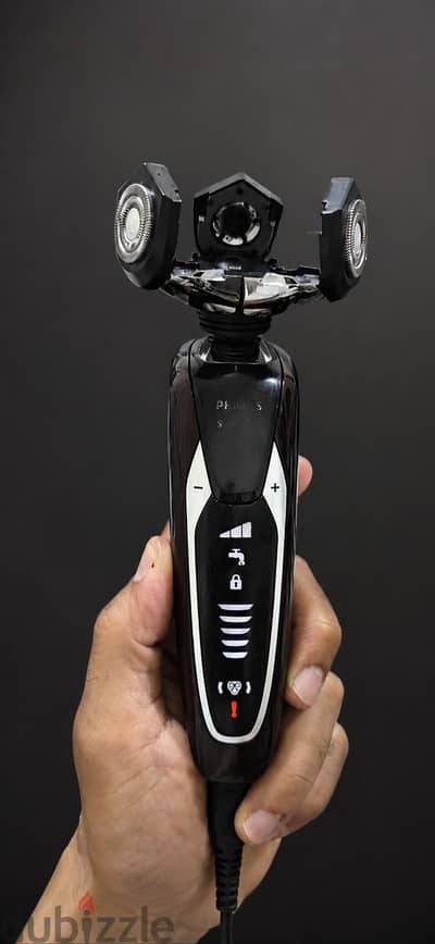 فليبس S 9000  Waterproof  وارد الخارج