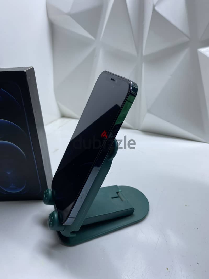 iPhone 12 Pro 4
