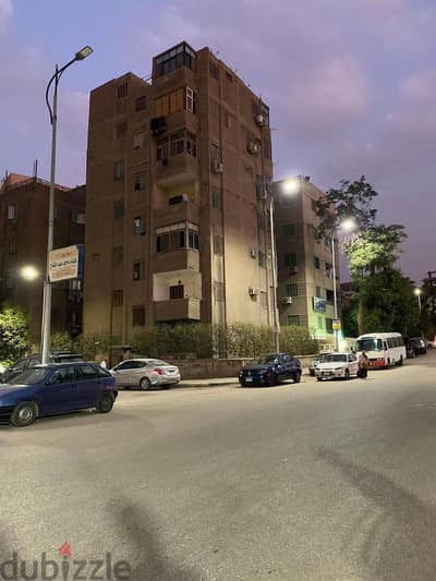 عمارة للبيع تمليك في أرقي الشوارع ناصر الثورة بين فيصل والهرم
