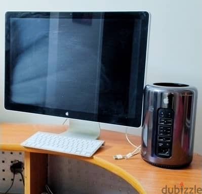 Mac Pro Cylinder وحش الريندر استخدام شخصي