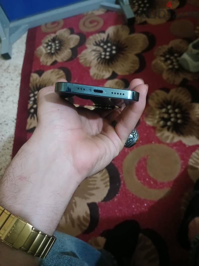 آبل - آيفون 12 برو 1