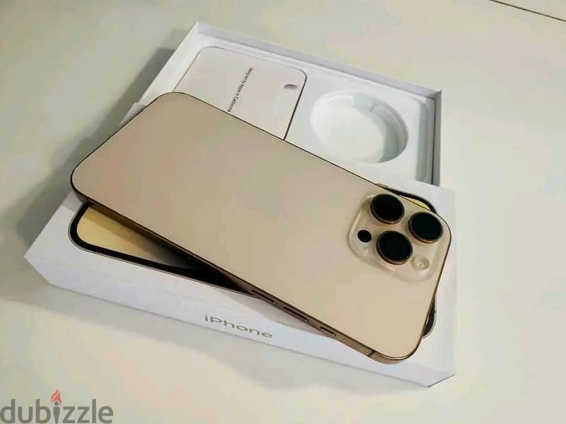 Apple - iPhone 16 Pro Max 3
