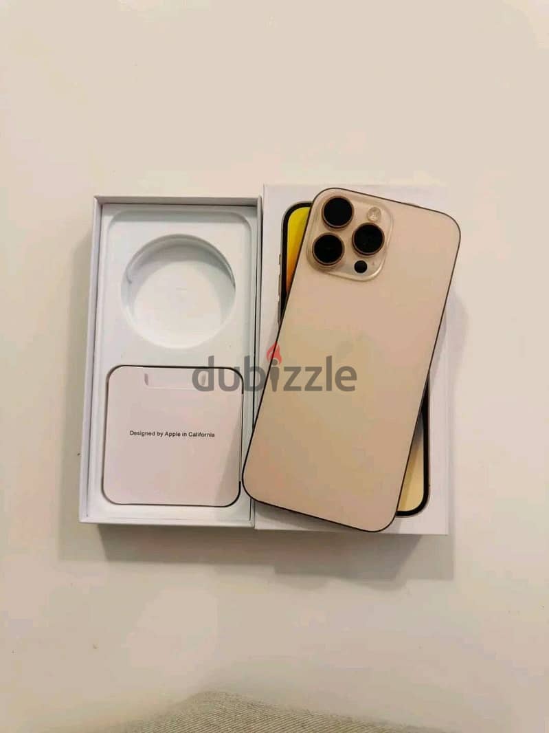 Apple - iPhone 16 Pro Max 4