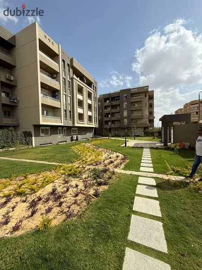 Apartment for sale in Emerald Compound in Zahraa El Maadi with an area of 1150 m