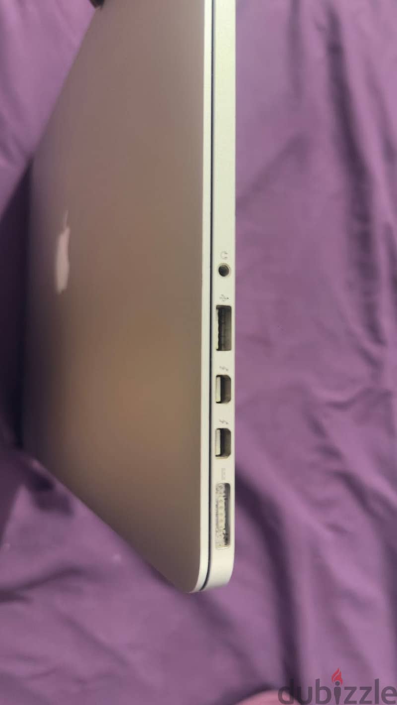 MacBook Pro 1