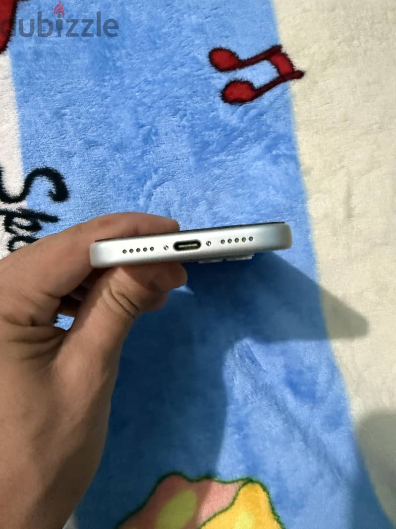 iPhone 17 Pro 4