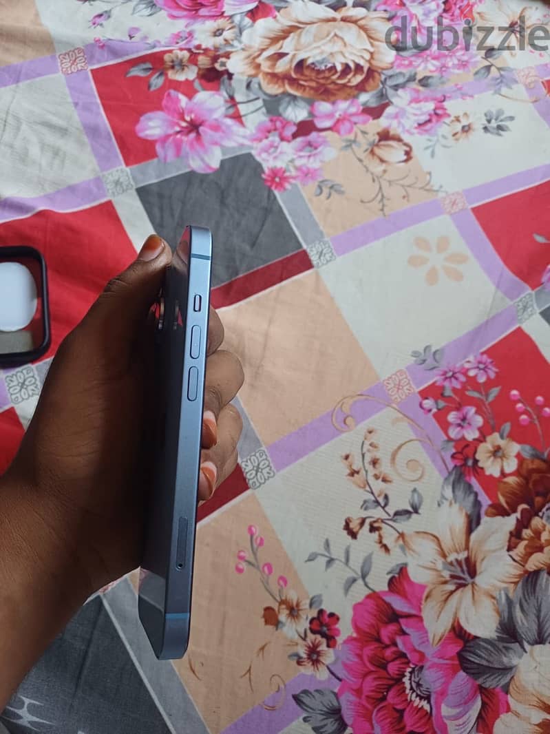 Apple - iPhone 14 3