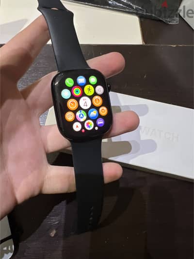 Apple Watch Series 11 [1 month used]