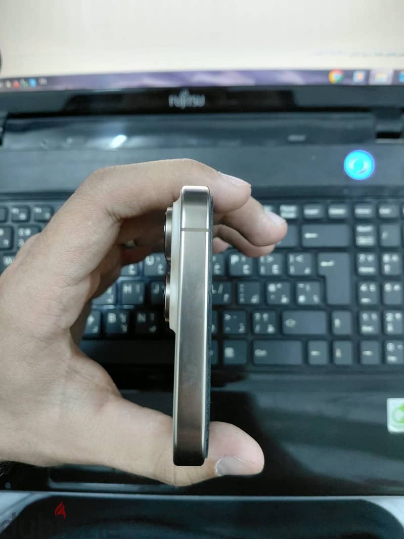 Apple - iPhone 16 Pro Max 3
