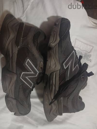 شوز new balance 9060 مقاس ٤٣