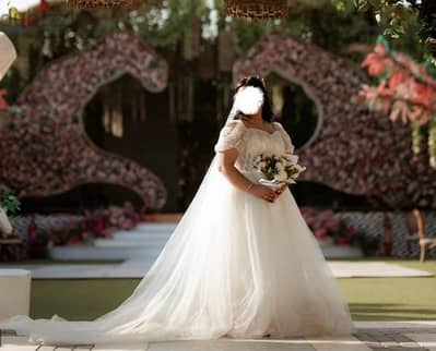 Wedding dress