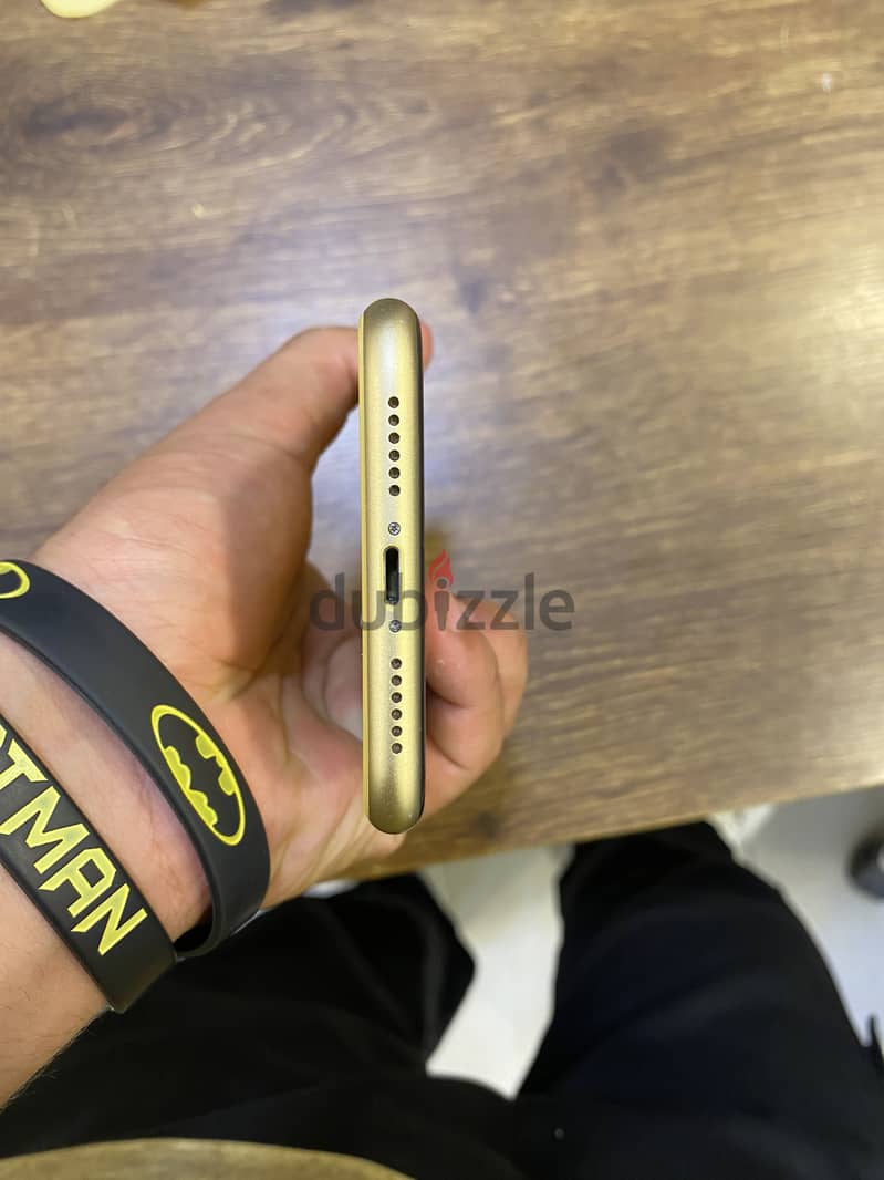 Apple - iPhone XR 2