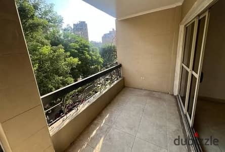 للبيع في مصر الجديدة شقه مميزه