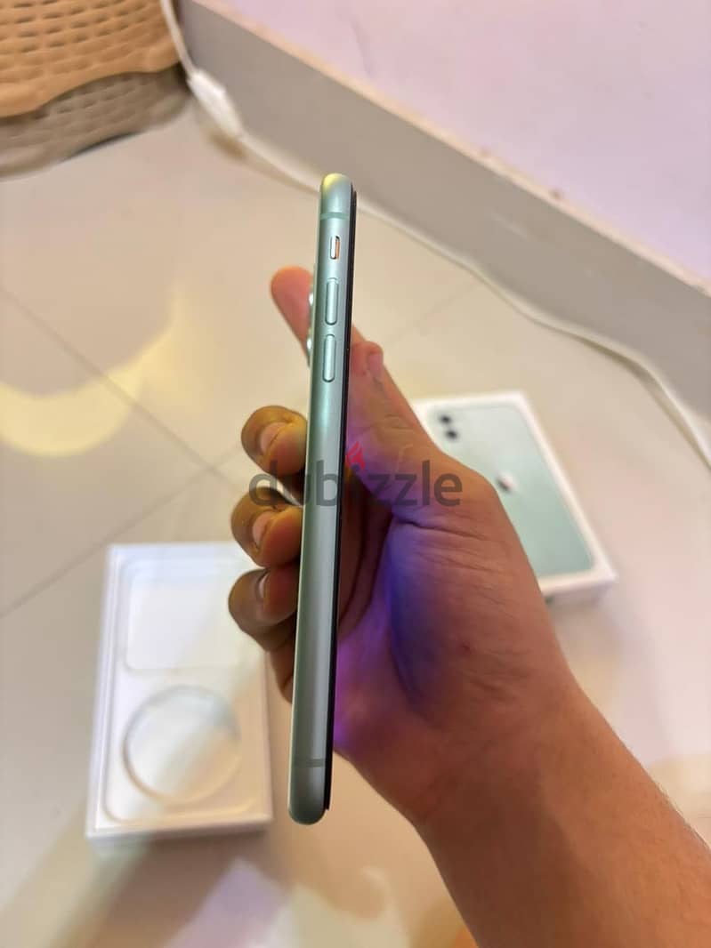 Apple - iPhone 11 6