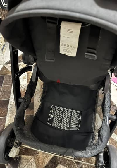 عربه اطفال ماركه اصليه من براند Graco النوع Evo