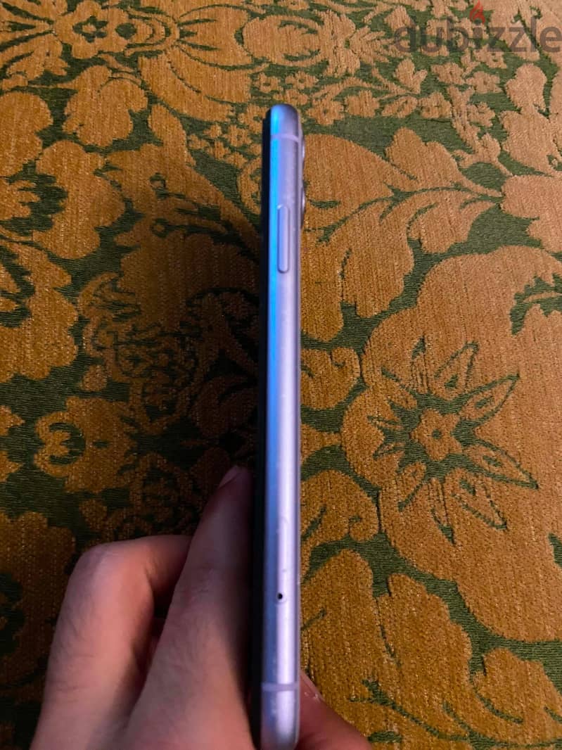 Apple - iPhone 11 2