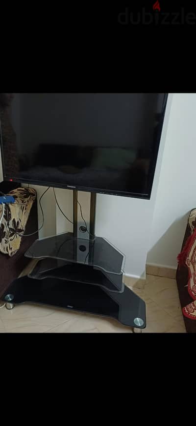 ترابيزة  للشاشة