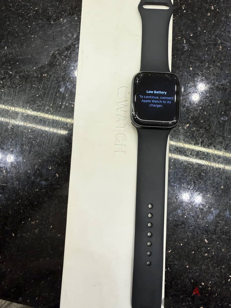 Aplle watch series5 5