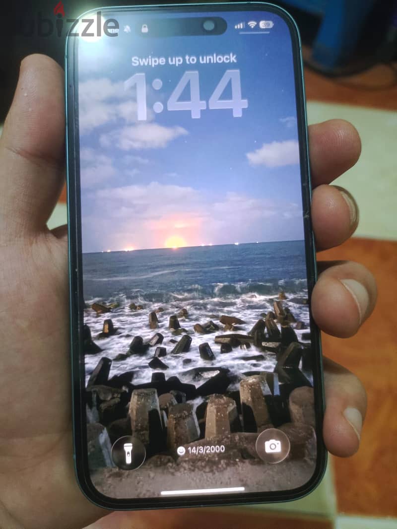Apple - iPhone 16 2