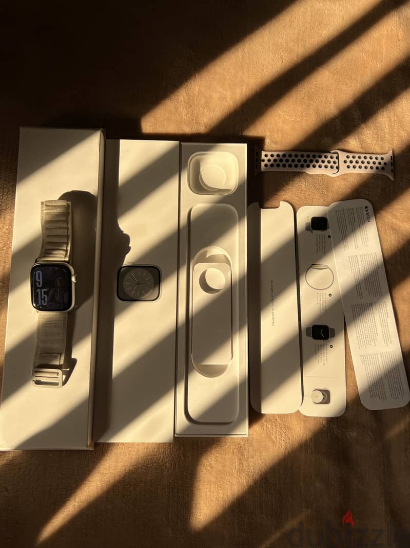 Appel watch series 8 perfect condition 2