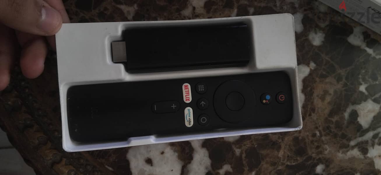 Mini led Projector + Mi stick smart tv 8