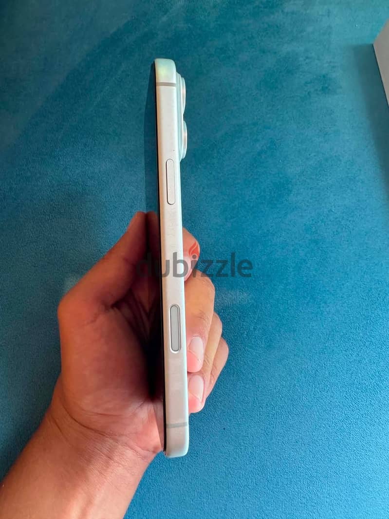 Apple - iPhone 17 Pro Max 3