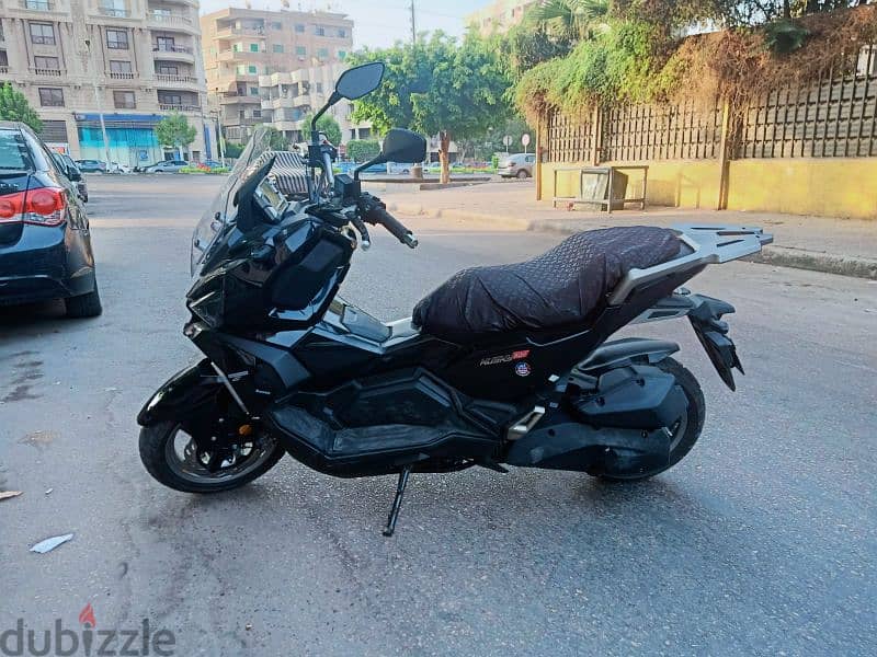 Scooter Sym husky 200 adv 3