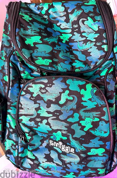 Smiggle bag