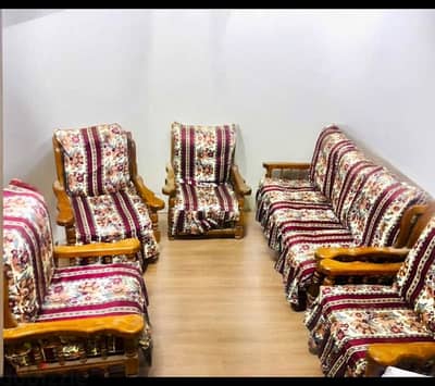 طقم انتريه خشب زان عموله بالتنجيد و الكسوه جديده  بحاله جيده جدا