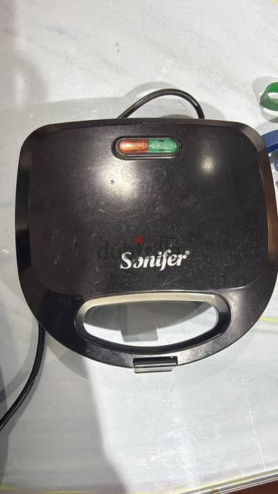 Sanwich maker