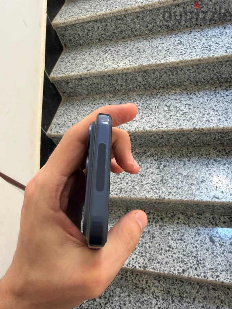 Apple - iPhone 17 Pro Max 1
