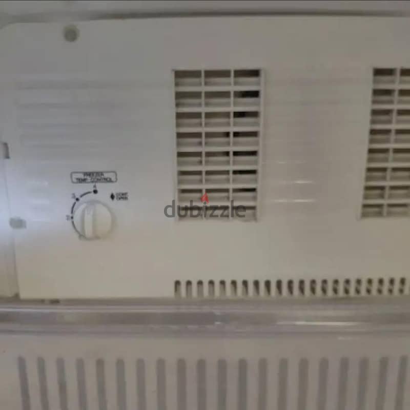 Toshiba Upright Freezer 4
