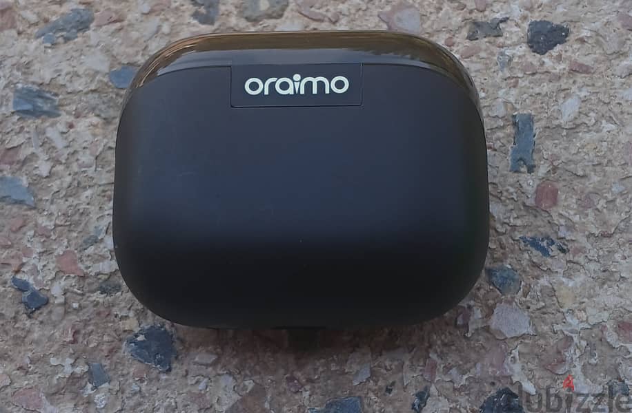 Oeaimo Spacebuds N + box + charger 2