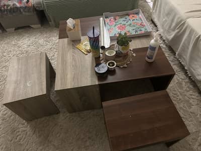 طاولات خدمه او ضيافه
