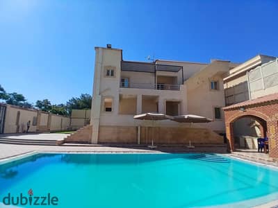 Villa for sale, registered blue contract, 1050m
