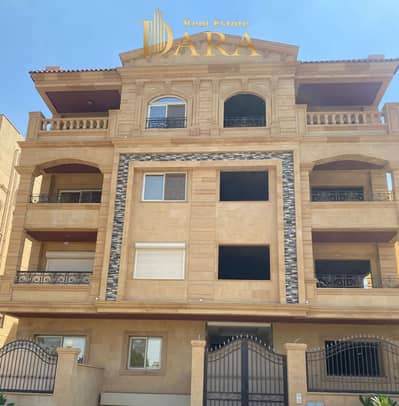 شقة للبيع (ارضى بجاردن)بأفضل لوكيشن فى الترفيهى بجوار (كارفور ونادى العبور الرياضى)