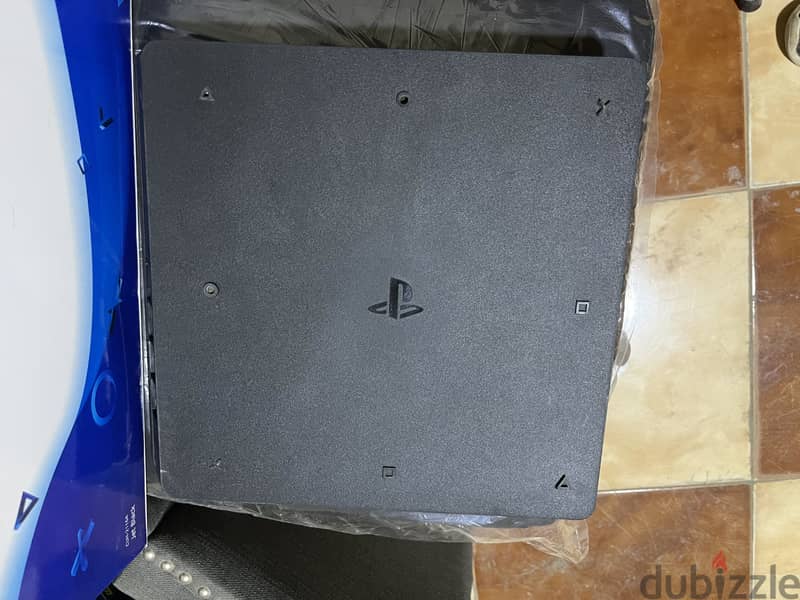 Slim ps4 second hand 2