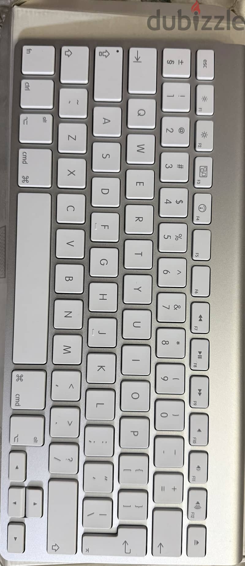 Apple wireless Keyboard MC184 2