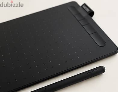 Wacom Intuos Medium Bluetooth – Black | Like New 1