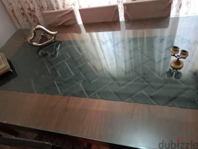 ترابيزه سفر ٨ كراسي للبيع بازجاجه
