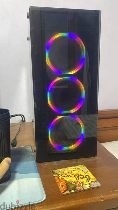 Rayzen 5  4560G Pro | Crucial 2x8 =16 G Ram 3200Mhz CL 22 |    B450 M.