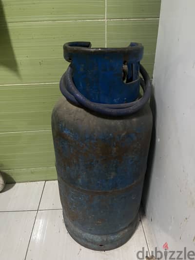 انبوبة بالمنظم